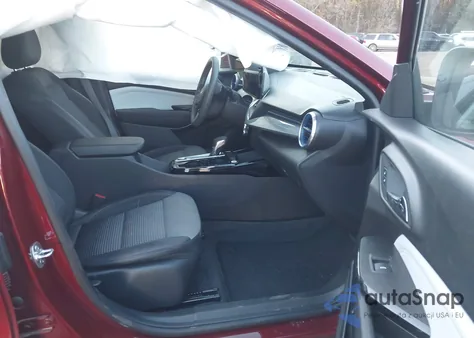 2025 Chevrolet Trax Fwd Lt из США, поврежденный, VIN KL77LHEP7SC161941